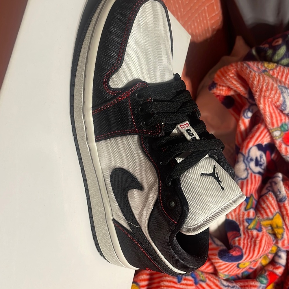 Women's air Jordan 1 low SE UTL